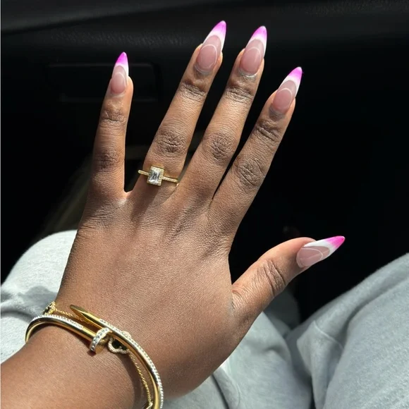 ring - Picture 2 of 3